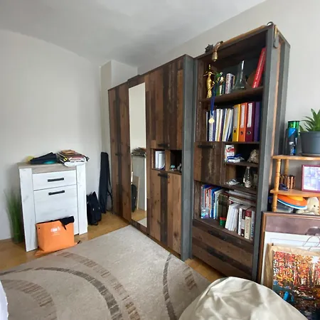 Lovely Two-bedroom Flat In Centre بورغاس