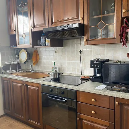 Lovely Two-bedroom Flat In Centre * بورغاس